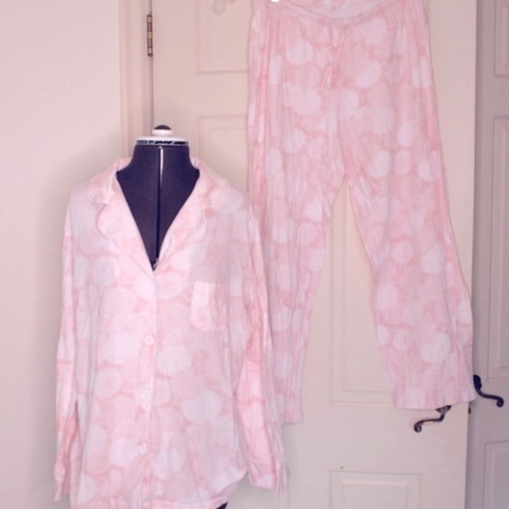 Indigo Pajamas Large pj's so soft! Light pink and white